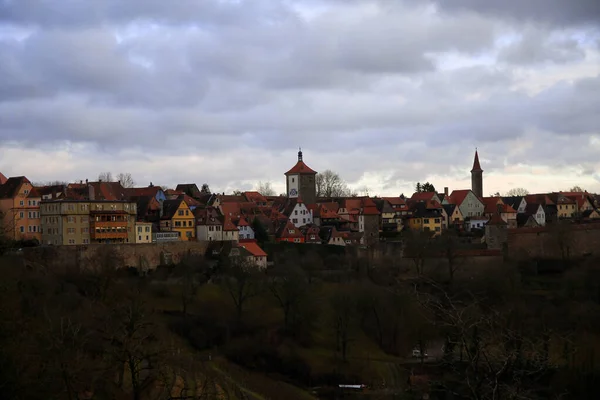 La bellezza dei tetti di Rothenburg ob der Tauber durante il periodo invernale — Foto Stock