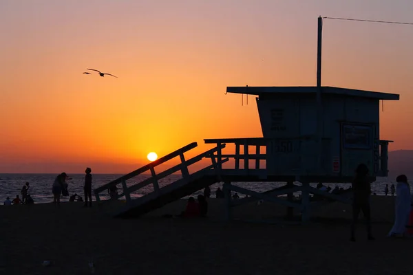 Baywatch-Sonnenuntergang an der kalifornischen Küste — Stockfoto