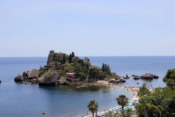 Isla Isola Bella en Sicilia — Foto de Stock