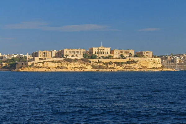 Casas históricas de pedra calcária em Malta — Fotografia de Stock