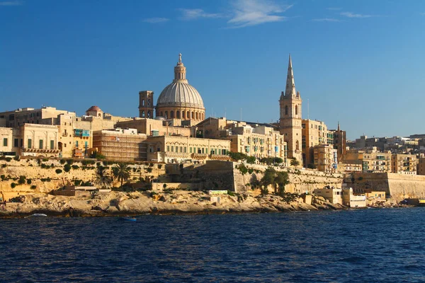Historic La Valletta from the sea — Stock Photo, Image
