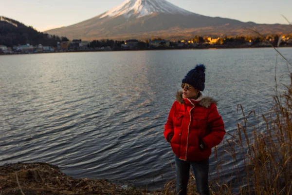 Solo female travel, Mt.Fuji in the winter morning
