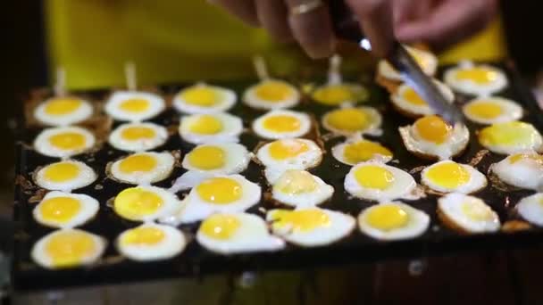 Straße Thailändisches Essen Wachteleier Gegrillt — Stockvideo