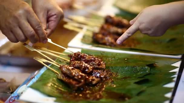 Straat Thais Eten Thaise Stijl Barbecue Gegrilde Varkensvlees — Stockvideo