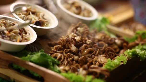 Street Thai Food Gestoomde Inktvis — Stockvideo