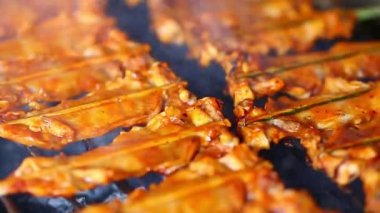 Sokak tayland gıda, ızgara tavuk barbekü