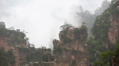 Zhangjiajie Ulusal Orman Parkı