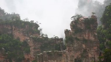 Zhangjiajie Ulusal Orman Parkı