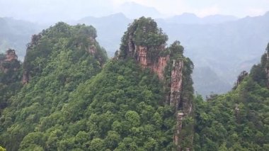 Zhangjiajie Ulusal Orman Parkı