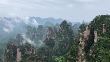 Zhangjiajie Ulusal Orman Parkı