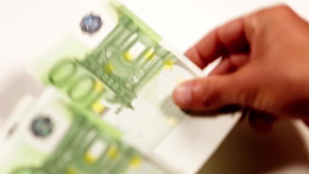 Mannelijke Handen Tellen Het Bedrag Aan Contant Geld Euro Witte — Stockvideo