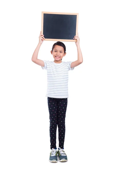 Jovem Menina Asiática Segurando Quadro Sorrisos Sobre Fundo Branco — Fotografia de Stock