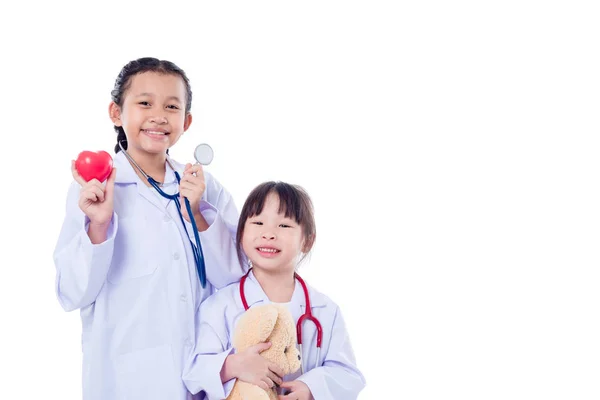 Junge Asiatische Kinder Geben Vor Arzt Sein Der Vor Weißem — Stockfoto