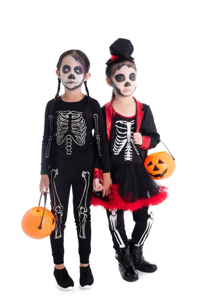 Full Length Two Cute Asian Girls Halloween Costume Holding Pumpkin — Stock Photo, Image