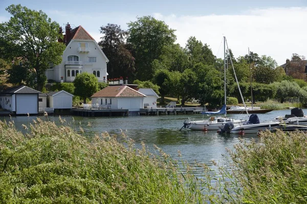 Nynshamn Souostroví Přístavem Létě Modrá Obloha — Stock fotografie