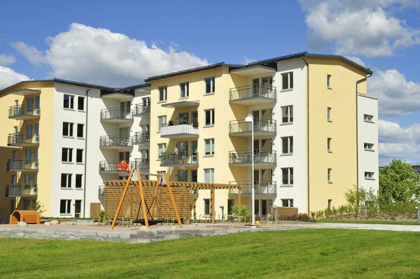 Moderne Mehrfamilienhäuser Stockholmer Gebiet — Stockfoto