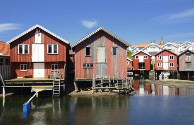 Kutuplarda eski kayıkhaneler