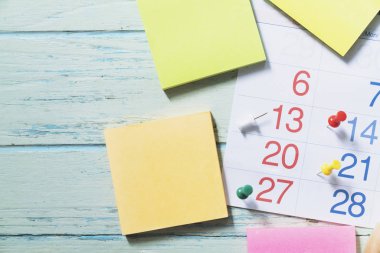 Takvimi masaya kapat, iş toplantısı ya da seyahat planlama