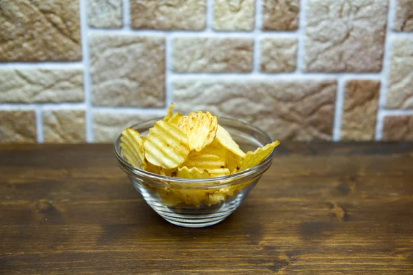 Corrugated Chips Bowl Wooden Table Viewed — Stock Photo, Image