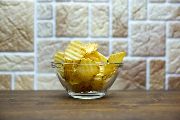 Corrugated Chips Bowl Wooden Table — Stock Photo, Image