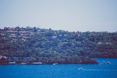 Sydney, Avustralya - 26 Aralık 2014: Sydney Harbour, sahil ve deniz yakın çekim shot görünümünü