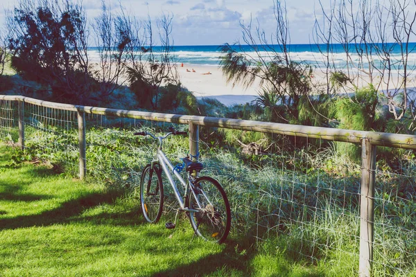 Gold Coast Australia January 6Th 2015 Bike Parked Front Beach — Stock Photo, Image