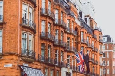London, Büyük Britanya - 22 Ağustos 2018: mimaride Mayfair, Londra şehir merkezinde