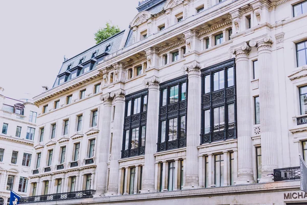 Londra şehir merkezinde Regent Street London, Büyük Britanya - 16 Ağustos 2018: Mimarlık