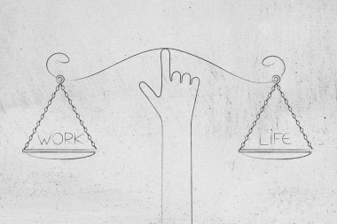 iş-yaşam dengesi kavramsal çizimi: iş ve yaşam metinleri ile denge denge ölçek tabaklarda tutan el