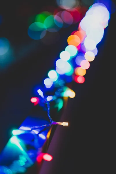 Cadena Luces Hadas Multicolores Terraza Casa Con Efecto Bokeh Otras — Foto de Stock