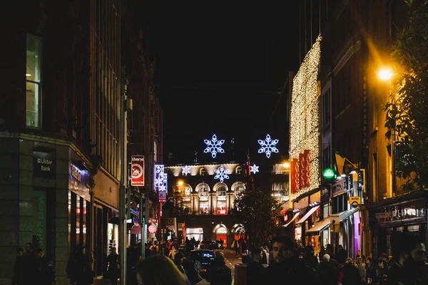 Dublin Irlandia Grudnia 2018 Ozdoby Świąteczne Centrum Dublina Pobliżu Dzielnicy — Zdjęcie stockowe