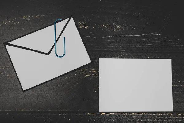 Funny Metaphor Inbox Email Envelop Attachment Clip Real Life Desk — Φωτογραφία Αρχείου
