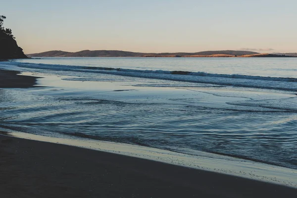 Vista Água Uma Praia Tasmânia South Hobart Entardecer — Fotografia de Stock