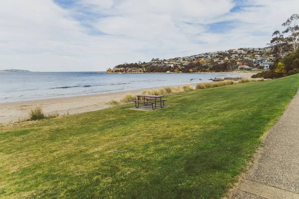 Beach landscape in Blackmans Bay in Tasmania — Stock Photo, Image