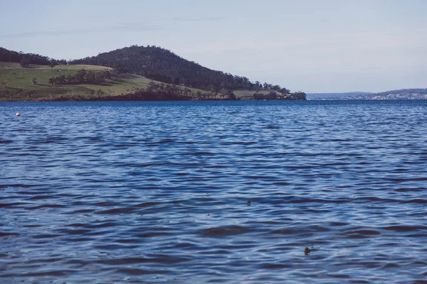 Pemandangan pantai Conningham di Tasmania, Australia dan yang murni — Stok Foto