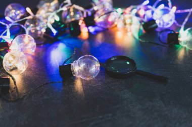 iyi bir fikir bir benzersiz ampul metafor öne çıkan