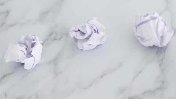 Concepto Bloque Creativo Burnout Grupo Borradores Bolas Papel Revuelto Que — Vídeo de stock