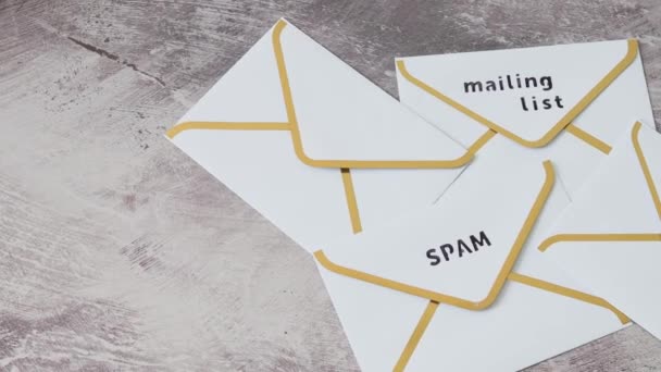 Organização Caixa Entrada Conceito Limpeza Grupo Envelopes Mail Com Etiquetas — Vídeo de Stock