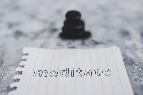 Mental Health Concept Notepad Text Meditate Zen Pebbles Grey Concrete — Stock Photo, Image