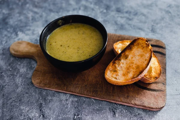 Conceito Saudável Receitas Alimentos Base Plantas Pesto Vegano Sopa Abobrinha — Fotografia de Stock