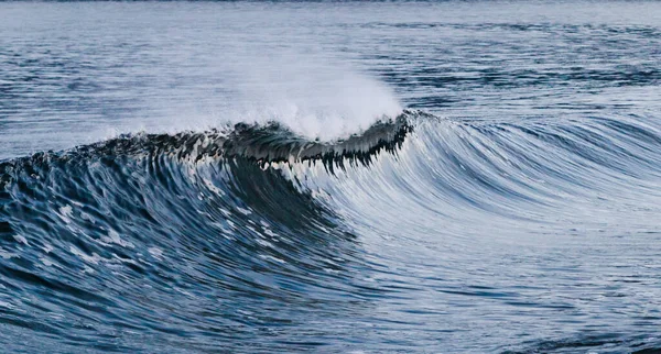 Океанские Волны Сумерках Юге Тасмании — стоковое фото