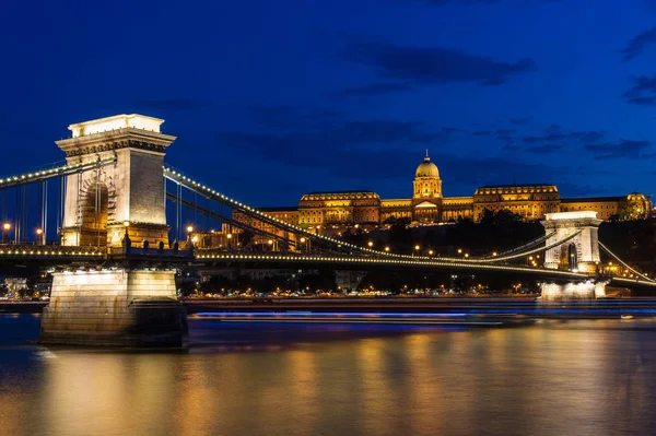 Lánchíd Éjszaka Budapest Magyar — Stock Fotó