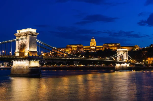 Lánchíd Éjszaka Budapest Magyar — Stock Fotó