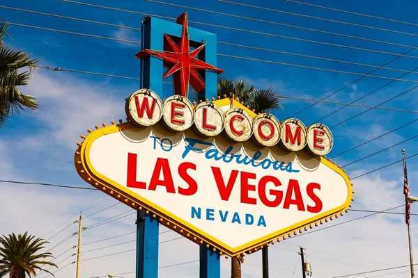 The Welcome to Fabulous Las Vegas sign on bright sunny day in Las Vegas.Welcome to Never Sleep city Las Vegas, Nevada Sign with the heart of Las Vegas scene in the background. — Stock Image Welcome Fabulous Las Vegas Sign Bright Sunny Day Las Vegas Royalty Free Stock Images