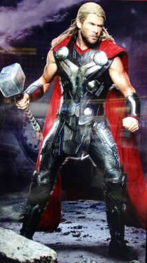 Las Vegas, Nv, Usa - 09 Ekim 2017: Chris Hemsworth, Las Vegas Yenilmezler İstasyonu kompleksinde Thor rolünde.