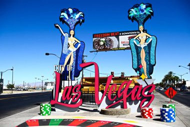 LAS VEGAS, NV / USA - 17 Eylül 2018: Las Vegas 'ın Stratoshere Hotel & Casino yakınlarındaki yeni kapısı.