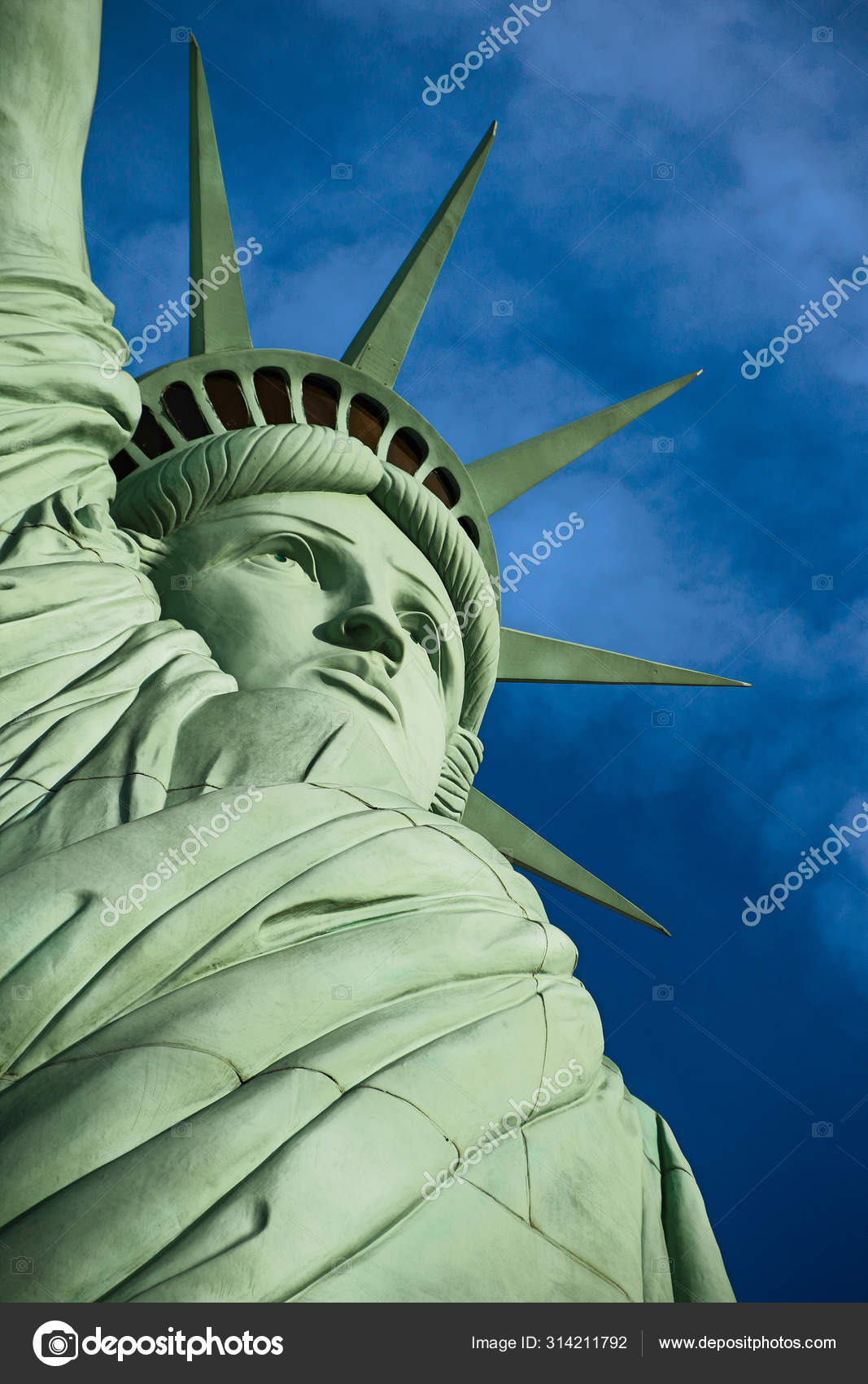 Estatua Liberdade Dos Icones Mais Famosos Julho Eua Stock Photo C U Omozo 314211792