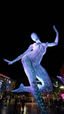 Las Vegas, Nv / Usa - Ekim 07.2017 Las Vegas 'taki T-Mobile Parkı' nda Mutluluk Dansı Heykeli..