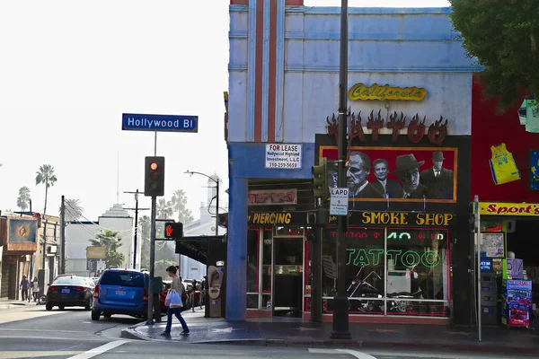 Hollywood Usa 2013 Verkehr Und Fußgänger Auf Dem Hollywood Boulevard — Stockfoto