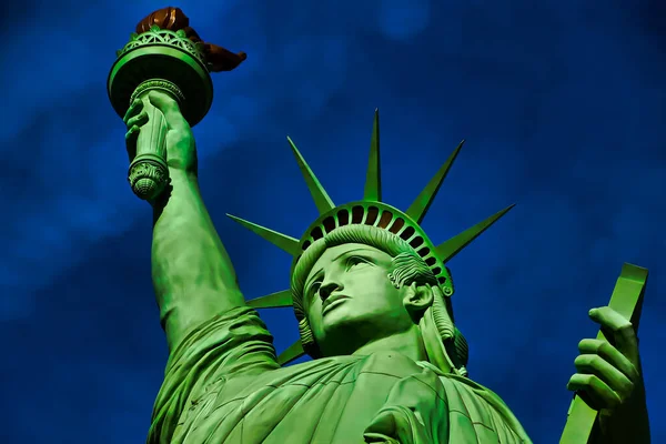 Estátua Liberdade Uma Estátua Cobre Colossal Projetada Por Auguste Bartholdi — Fotografia de Stock